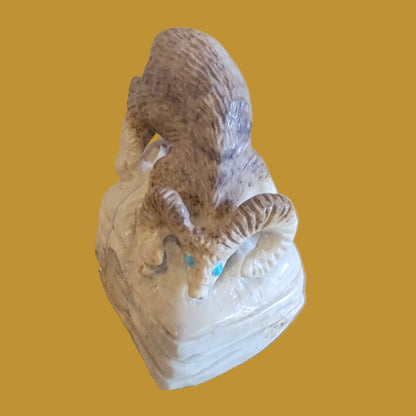 Amazing Serpentine Mountain Ram on Ledge Zuni Fetish