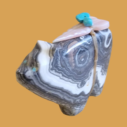 Marbled Onyx Powerful Bear Zuni Fetish
