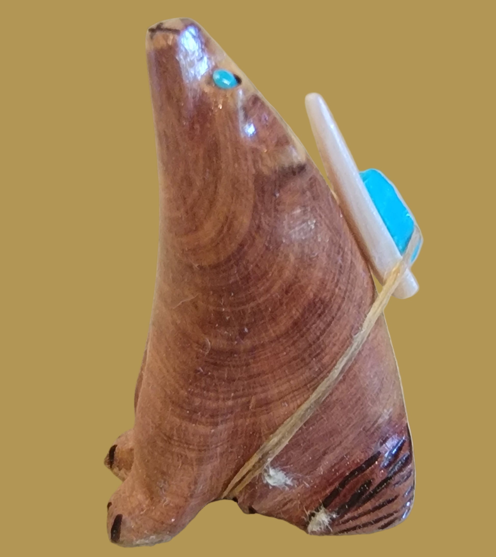 Cedar Coyote w/Pack Zuni Fetish