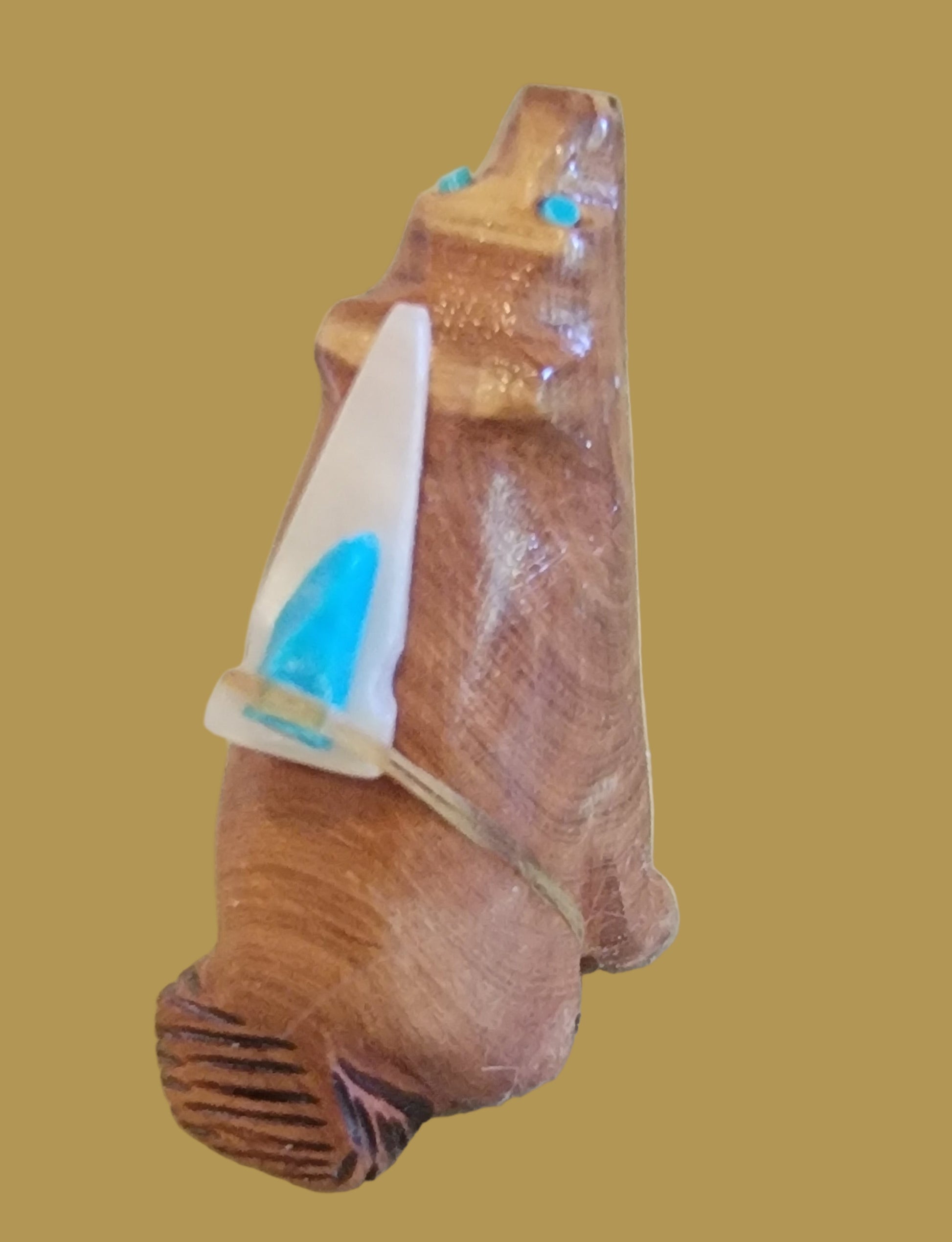 Cedar Coyote w/Pack Zuni Fetish