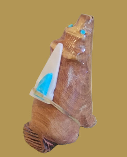 Cedar Coyote w/Pack Zuni Fetish