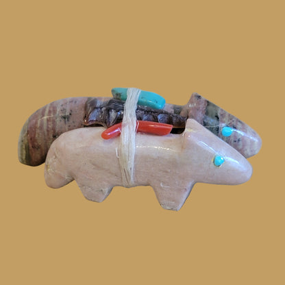 Traditional Double Bundled Wolf w/Pack Zuni Fetish