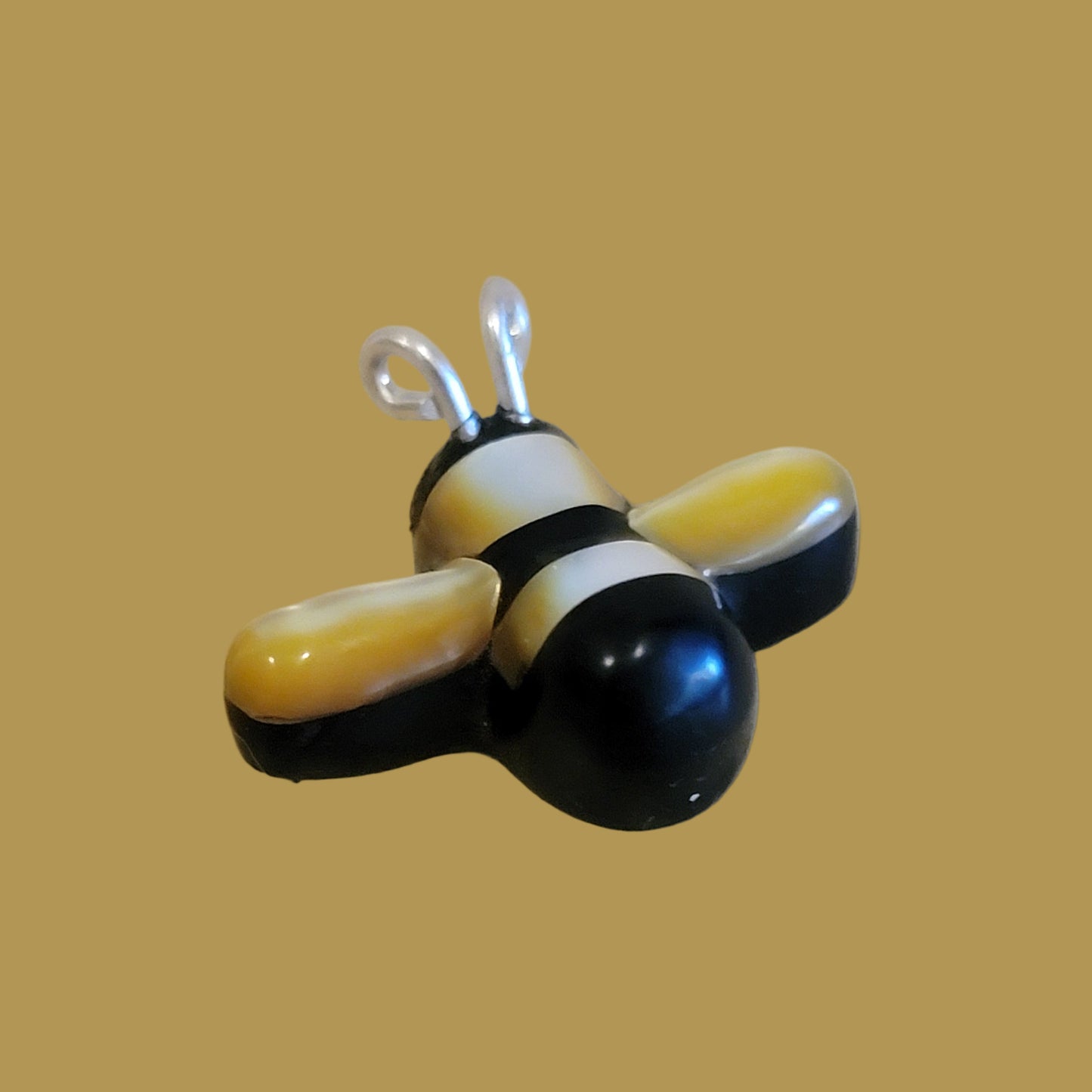 Jet and Gold Lip Bumblebee Zuni Fetish