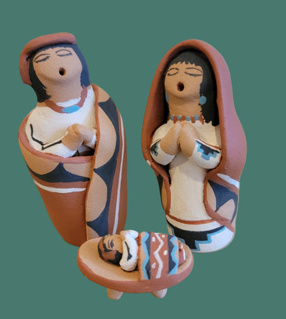 Beautiful Jemez Pueblo Pottery 3 Piece Nativity Set Pueblo Pottery