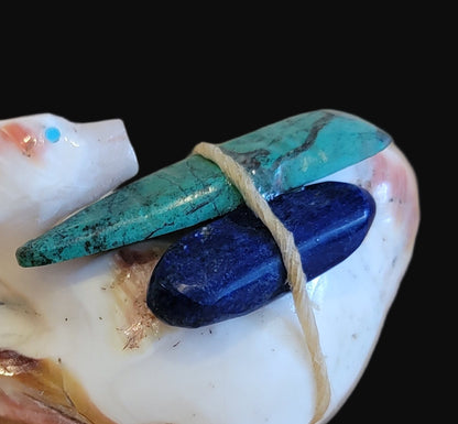 Looking Backwards Spiny Oyster Shell Medicine Bear w/Pack Zuni Fetish
