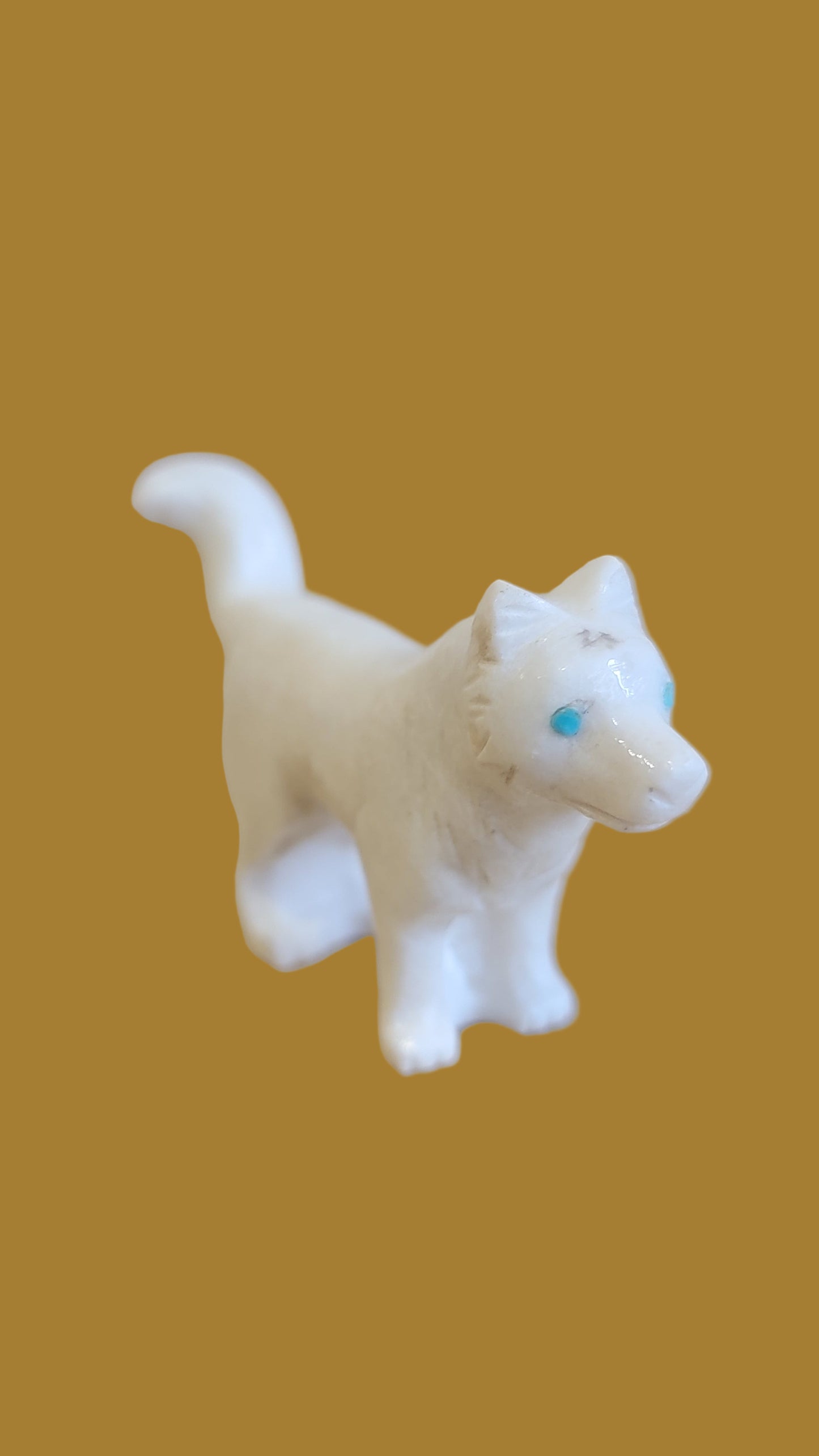 White Marble Husky Pup/Dog Zuni Fetish