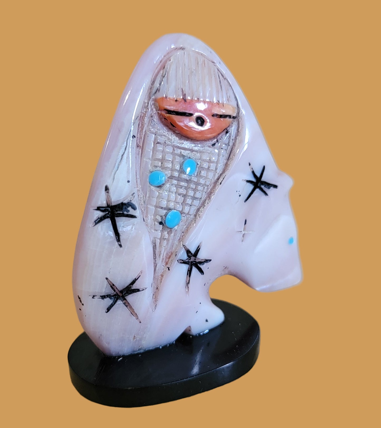Elegant Pink Mussel Shell "Bearden" Bear/Maiden Zuni Fetish