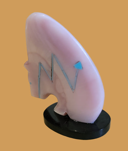 Elegant Pink Mussel Shell "Bearden" Bear/Maiden Zuni Fetish