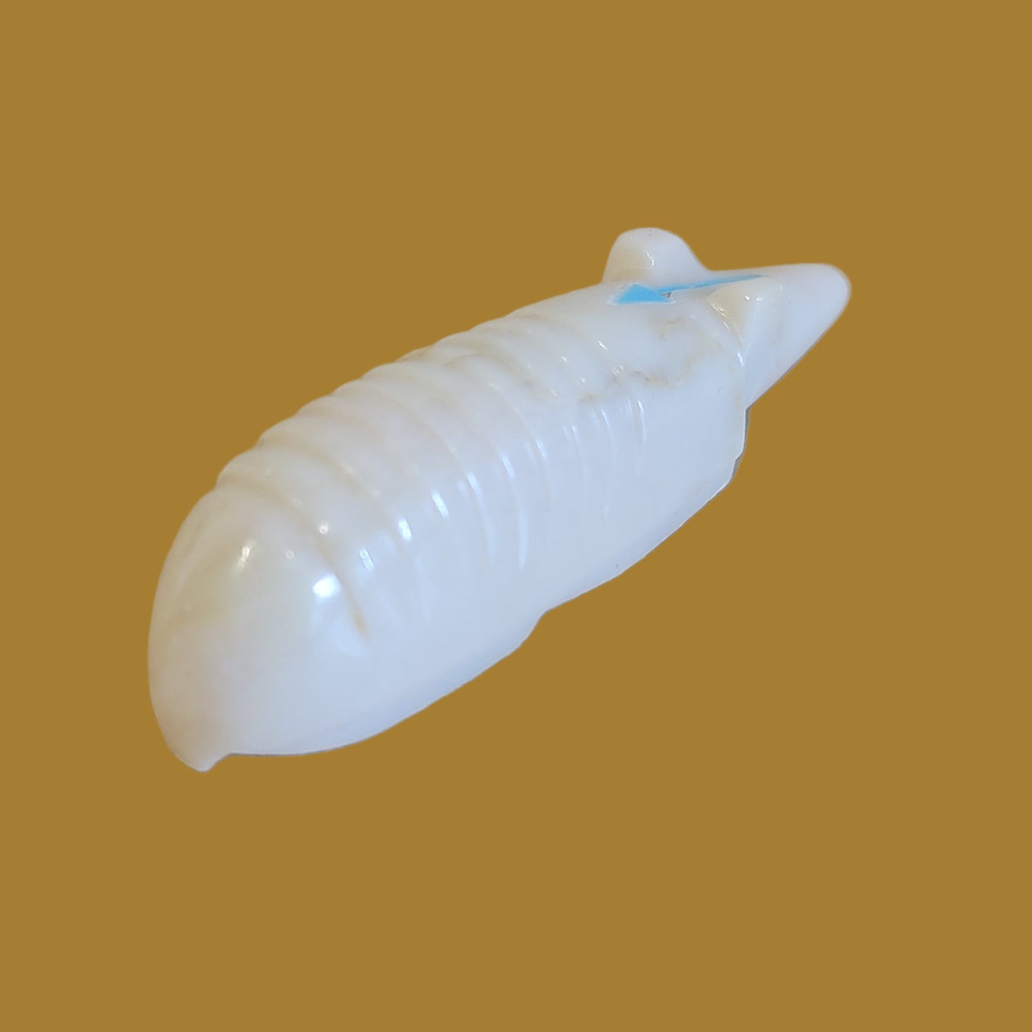 Serpentine Armadillo w/Heartline Zuni Fetish