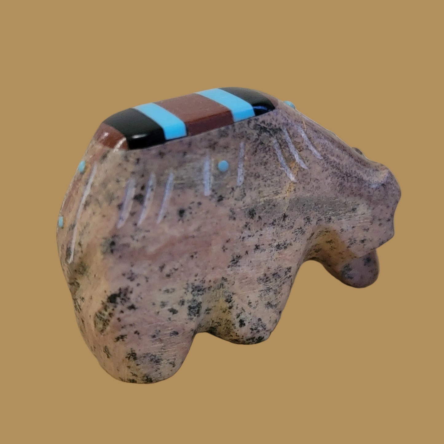 Serpentine Grizzly Bear w/ Inlaid Back Zuni Fetish