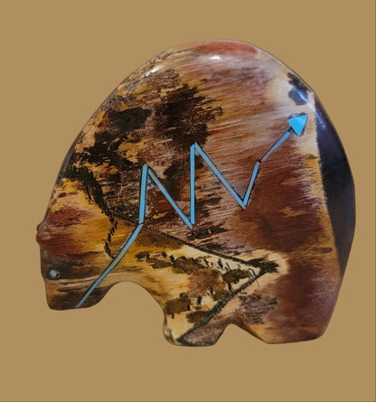 Mora Mamba Classic and Elegant Zuni Medicine Bear Zuni Fetish