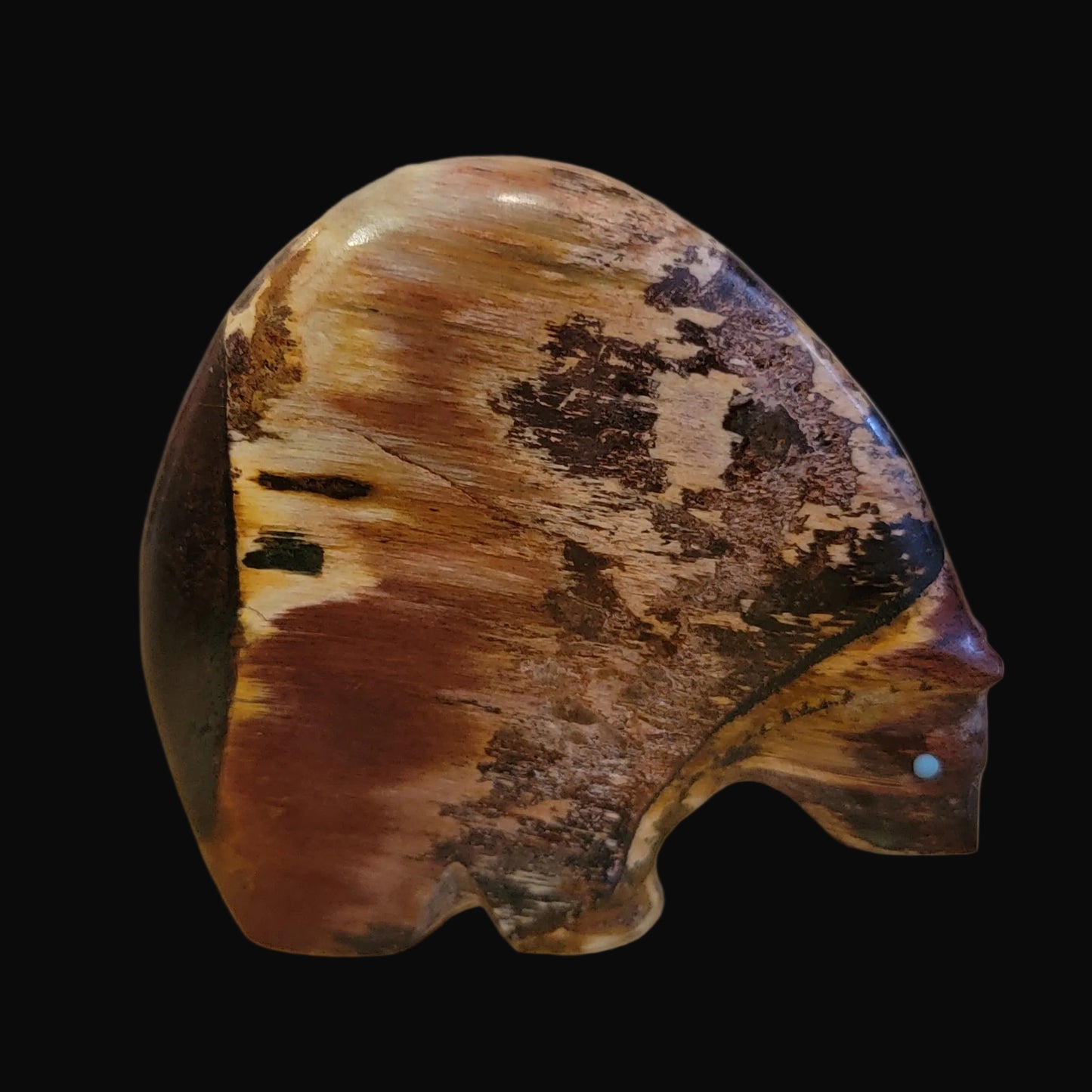 Mora Mamba Classic and Elegant Zuni Medicine Bear Zuni Fetish