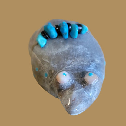 Bug Eyed Frog w/ Great Offering Zuni Fetish