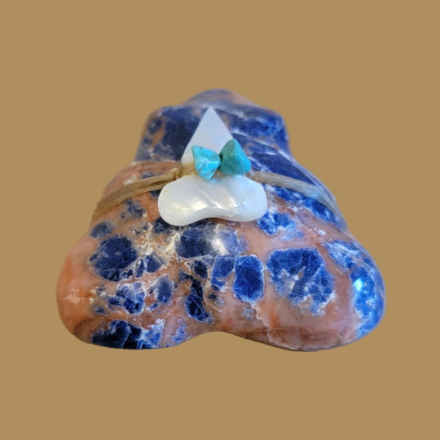 Sunset Sodalite Frog w/Pack Zuni Fetish