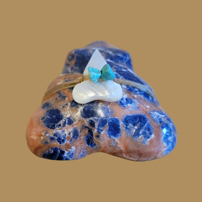 Sunset Sodalite Frog w/Pack Zuni Fetish