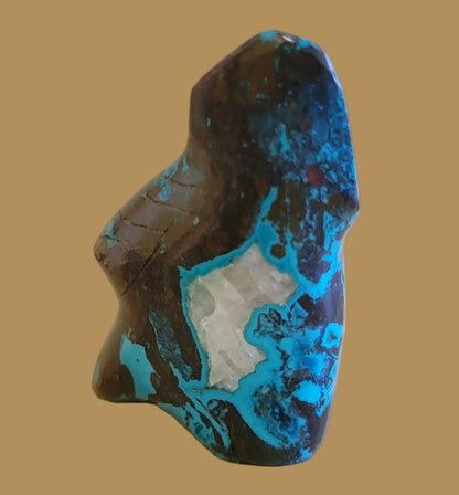 Chrysocolla Cardinal Zuni Fetish w/Crystal