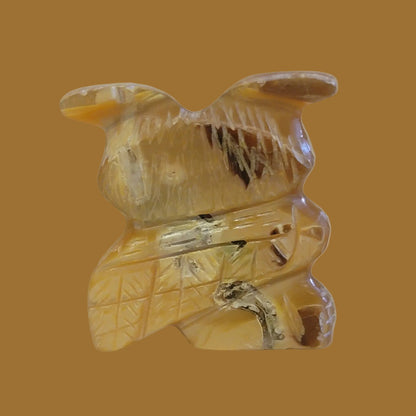 Mother of Pearl/Gold Lip Shell Zuni Fetish Owl