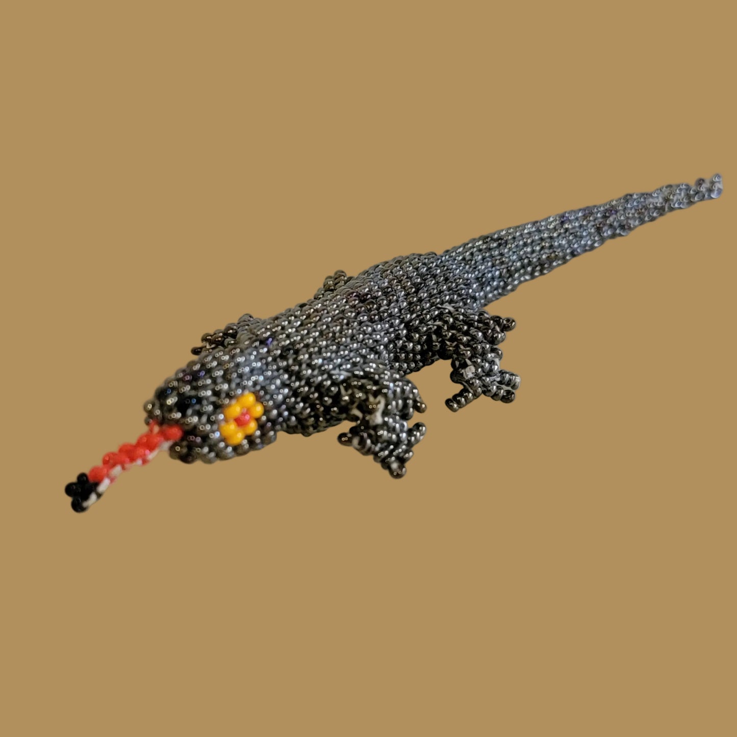 Fully Beaded Zuni Long Tailed Leaping Lizard Indian Beadwork