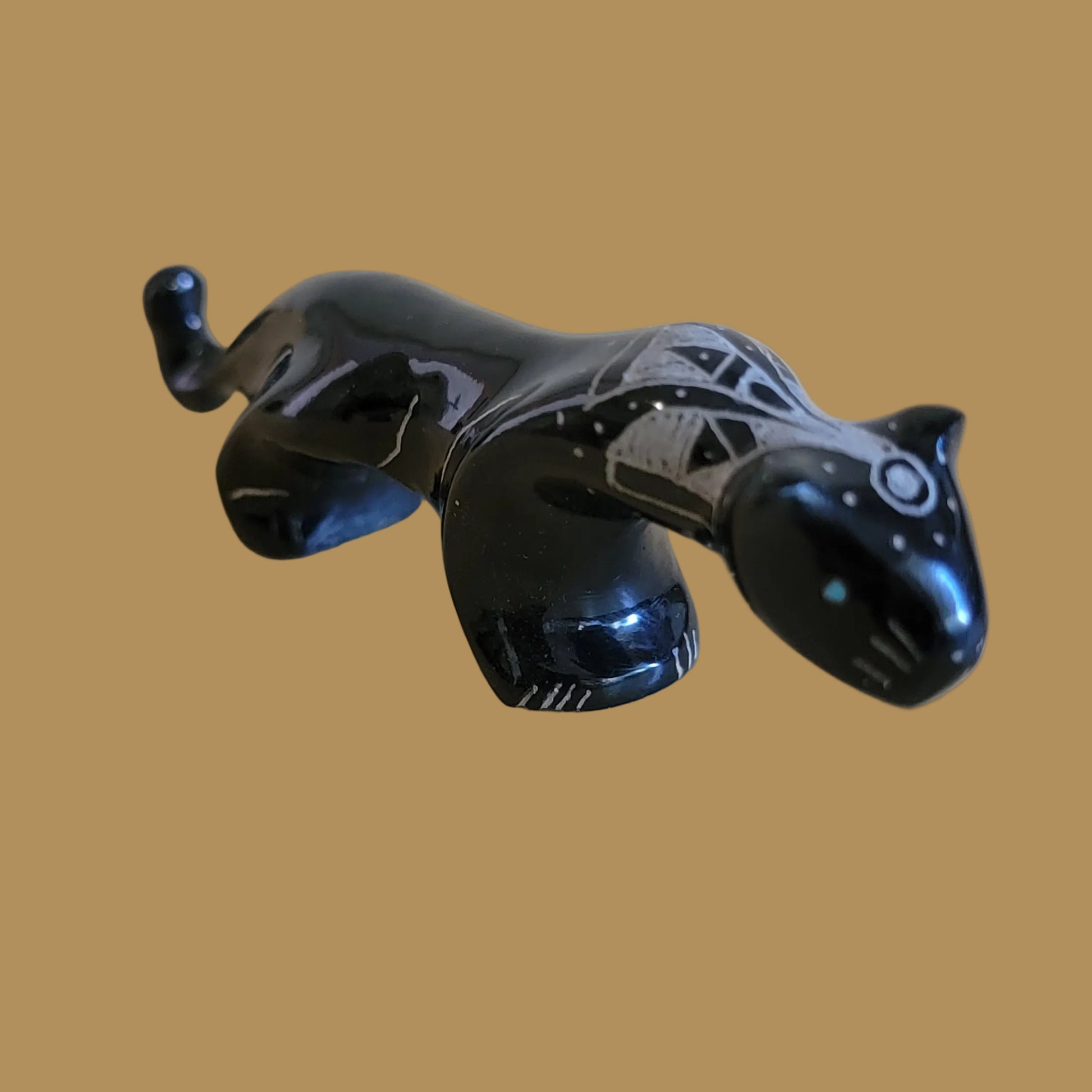 Etched Black Marble Panther/Puma Zuni Fetish