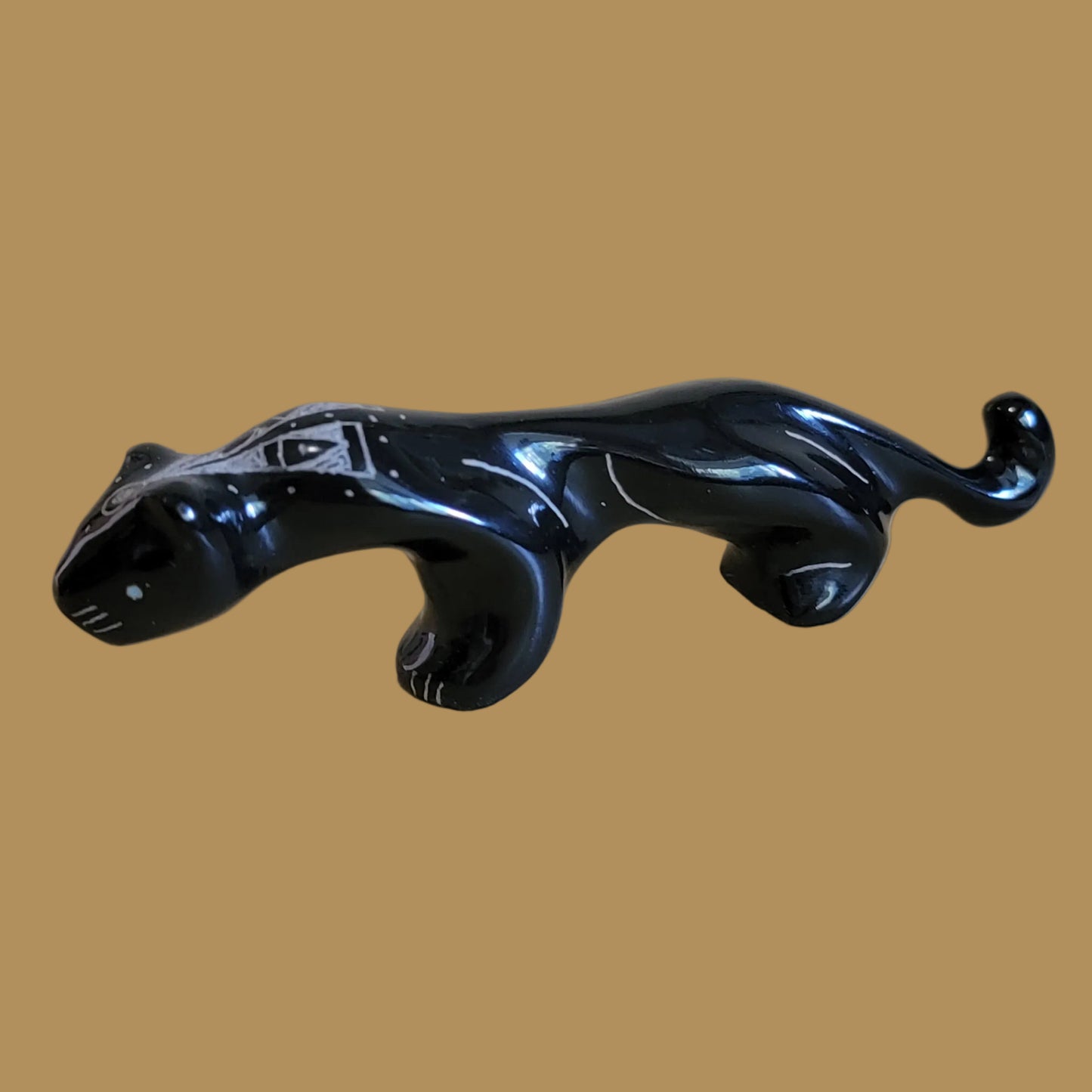 Etched Black Marble Panther/Puma Zuni Fetish