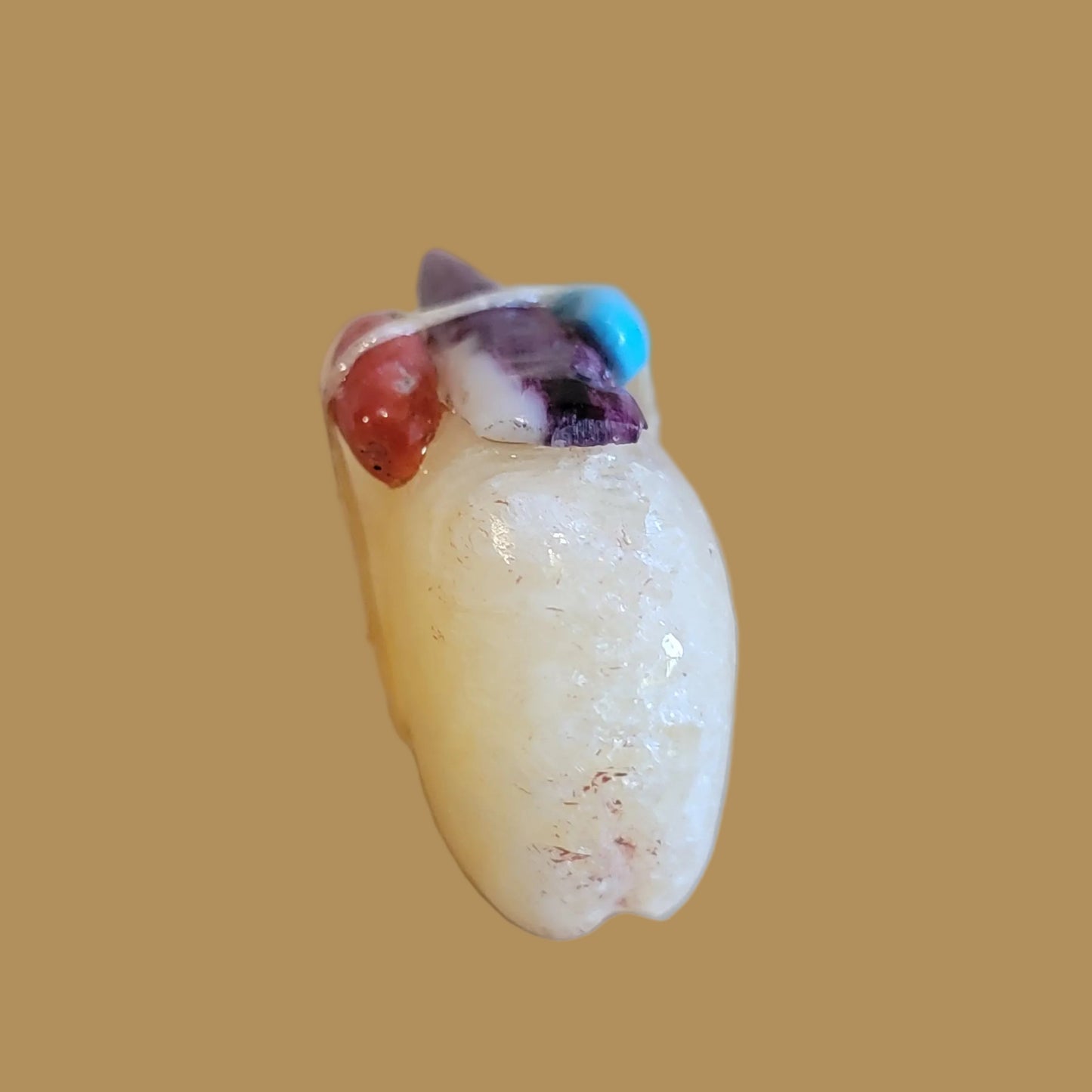 Calcite Bear w/Pack Zuni Fetish