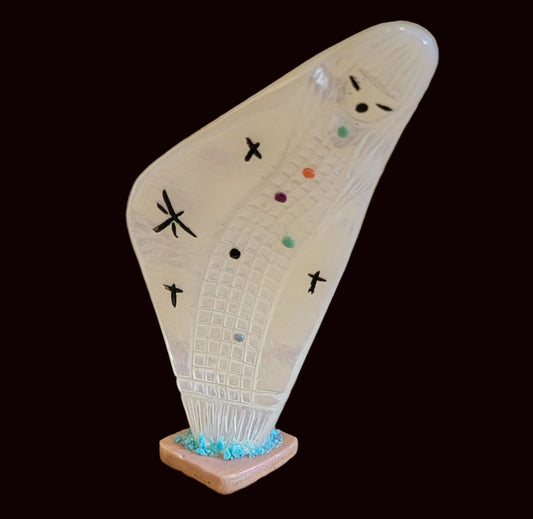 Elegant Mother of Pearl/Gold Lip Double Sided Zuni Corn Maiden Zuni Fetish