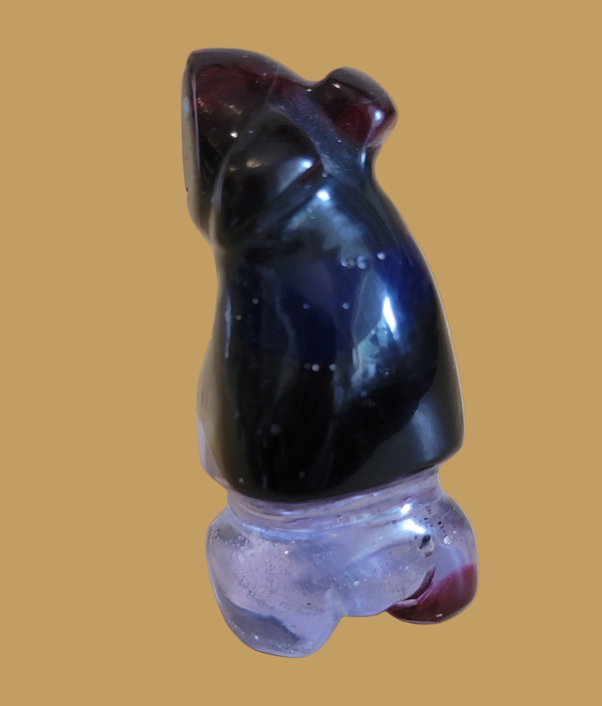 Standing Surfite Sweet Bear Zuni Fetish