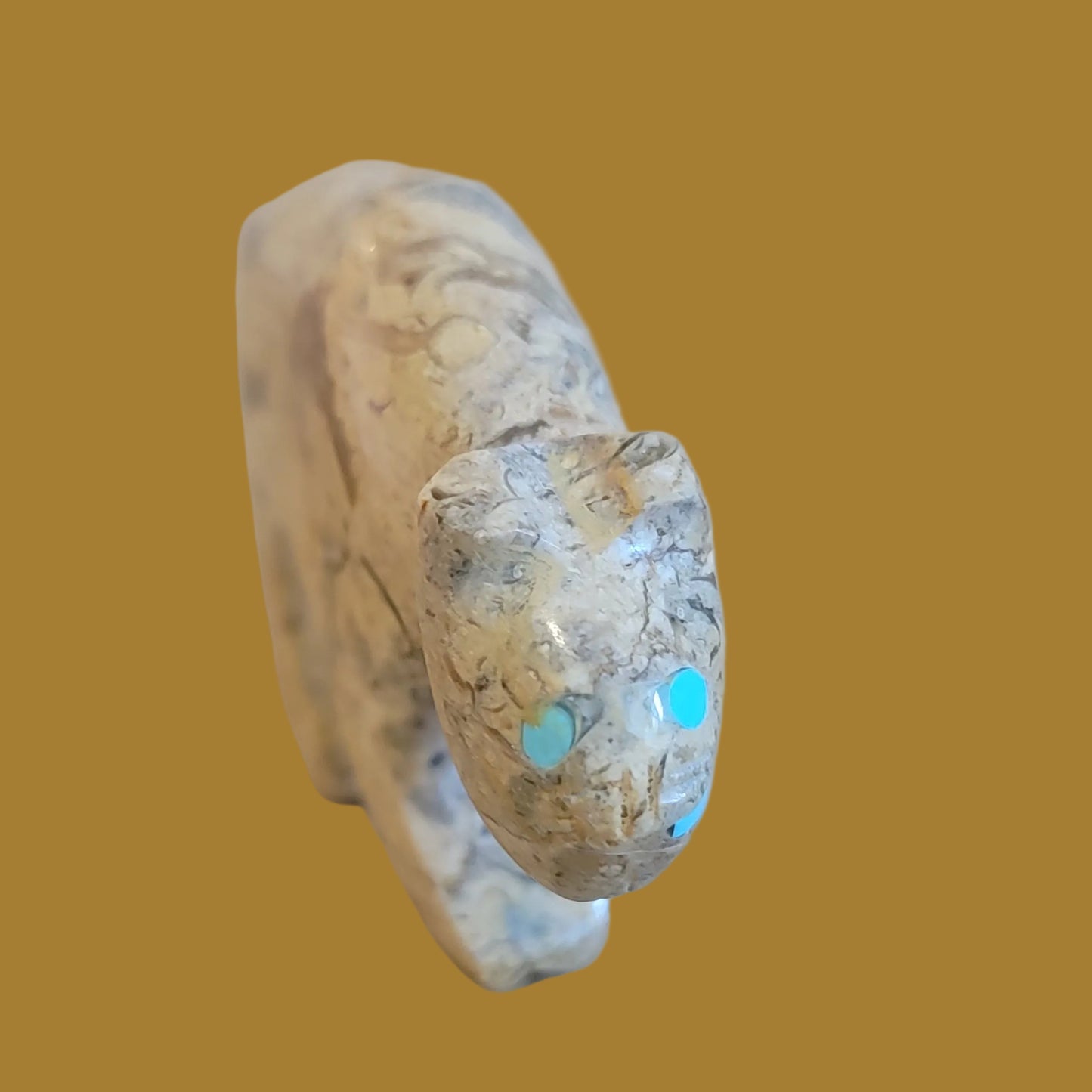 Fossil Shell Mountain Lion w/ Heartline Zuni Fetish