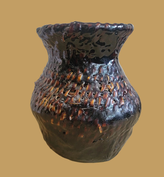 Navajo Traditional Pine Pitch Indian Basket