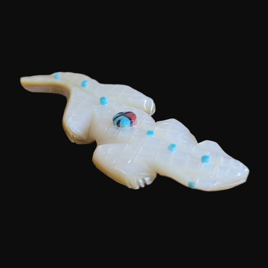 Mother of Pearl Shell Lizard w/ Sun Symbol Zuni Fetish