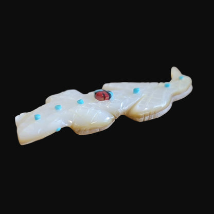 Mother of Pearl Shell Lizard w/ Sun Symbol Zuni Fetish