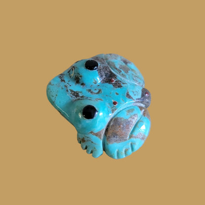 Turquoise Toad w/Big Eyes Zuni Fetish