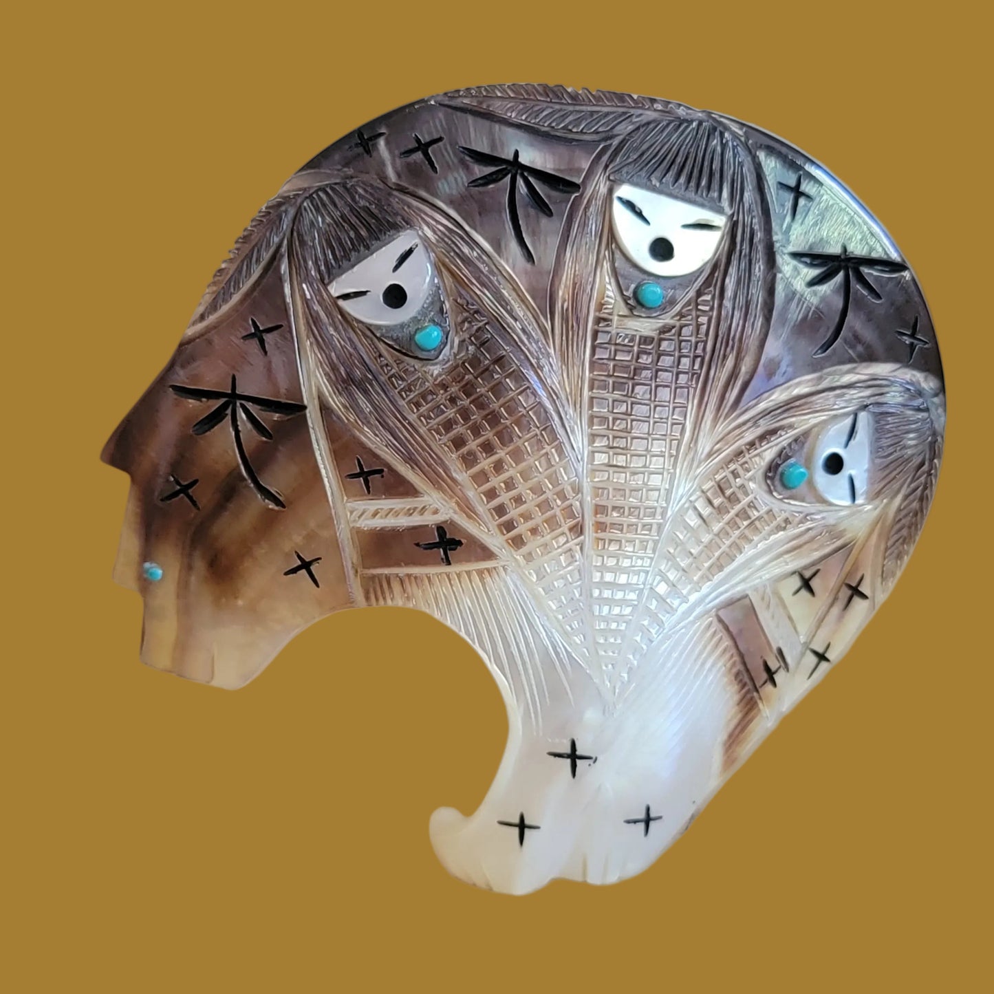 Magnificent Silver Lip Shell Medicine Bear w/Triple Corn Maidens Zuni Fetish