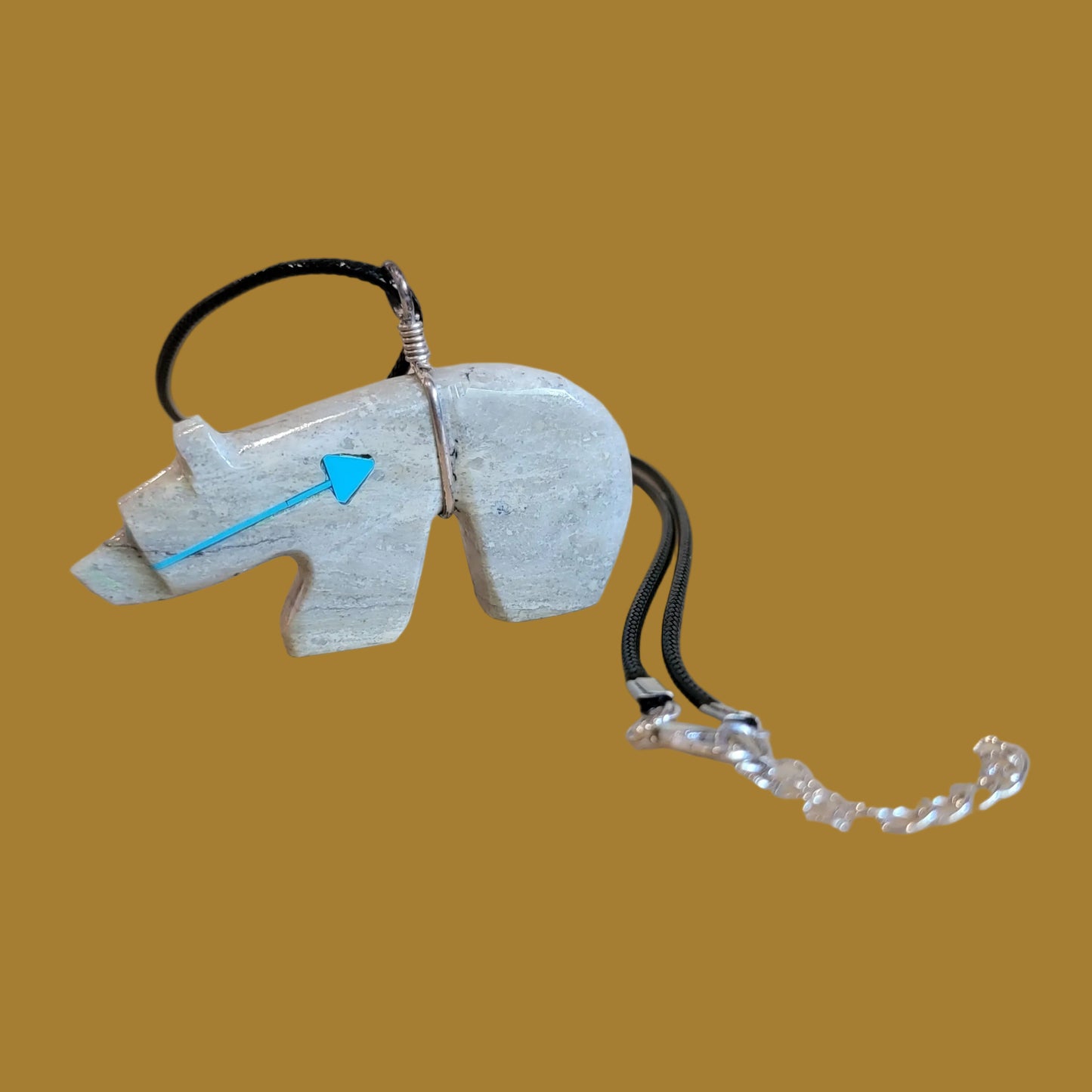 Poweful Zuni Fetish Bear Pendant Indian Jewelry