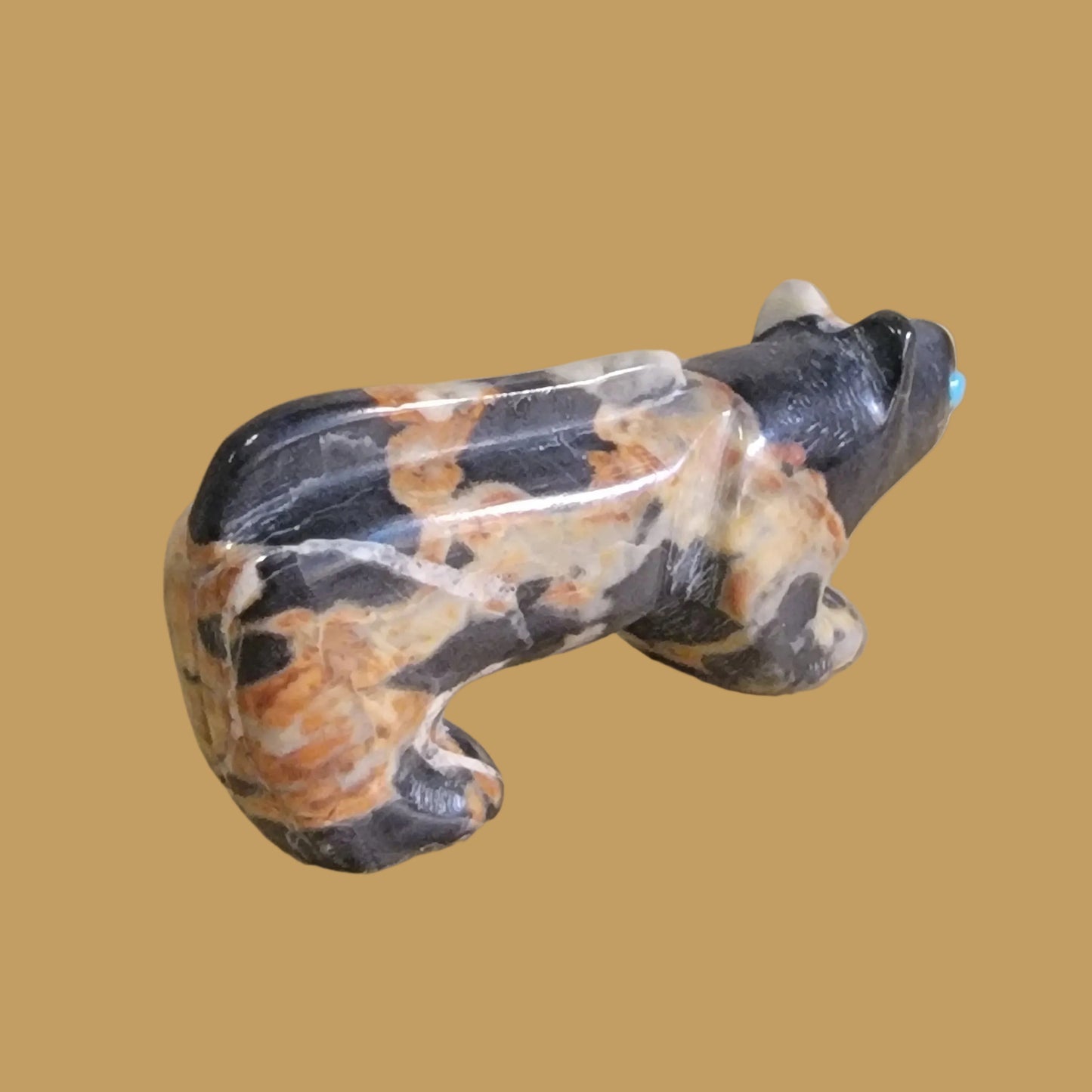 Sleek Orca Agate Mountain Lion Zuni Fetish