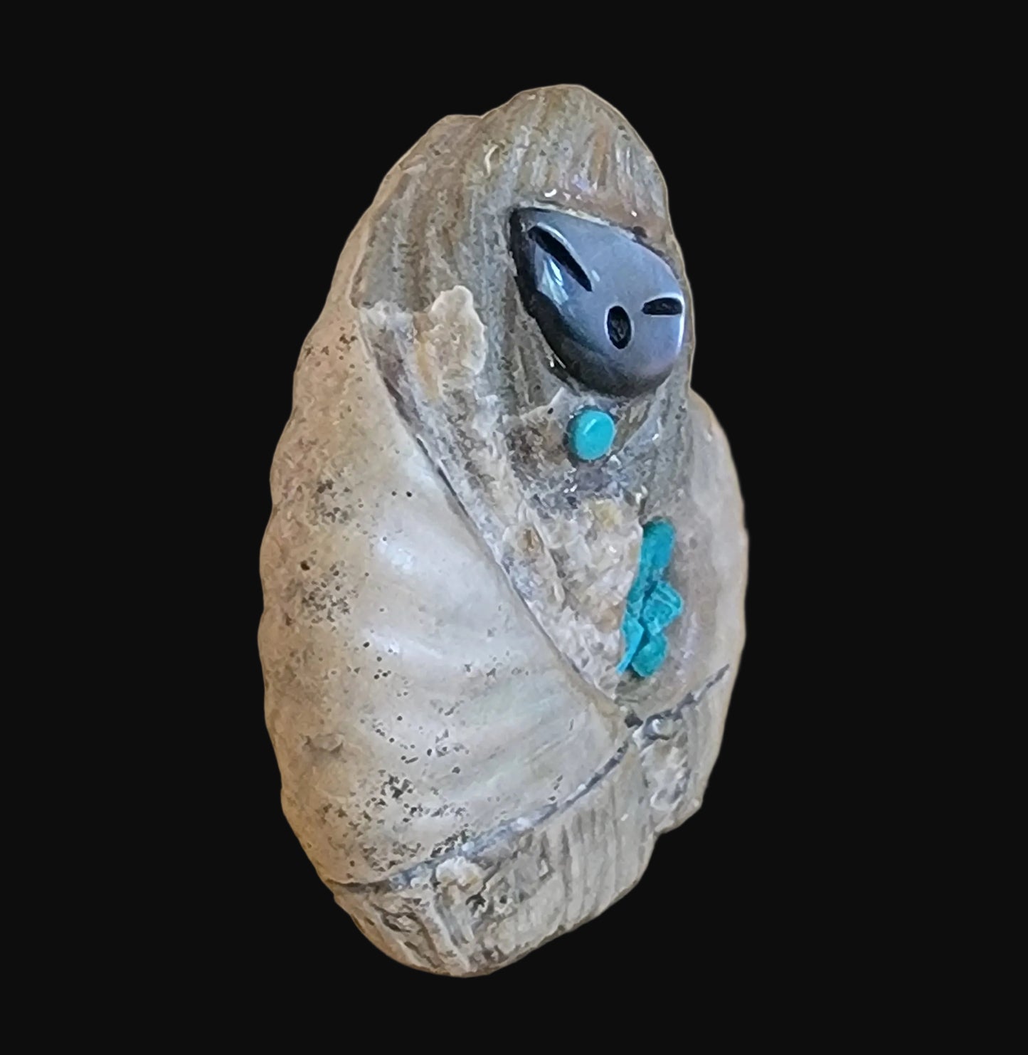 Ammonite Zuni Maiden w/ Olla Zuni Fetish