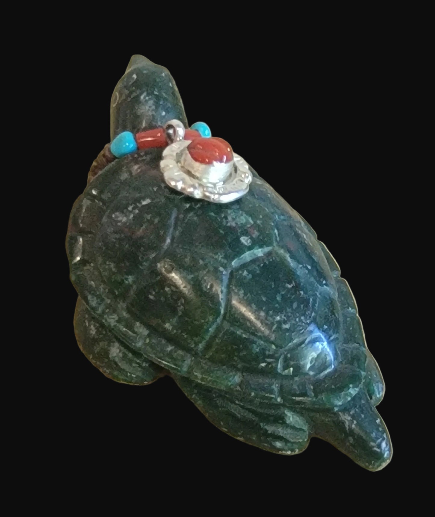 Amazing and Realistic looking Sea Tortoise w/Coral and Sterling Necklace Zuni Fetish