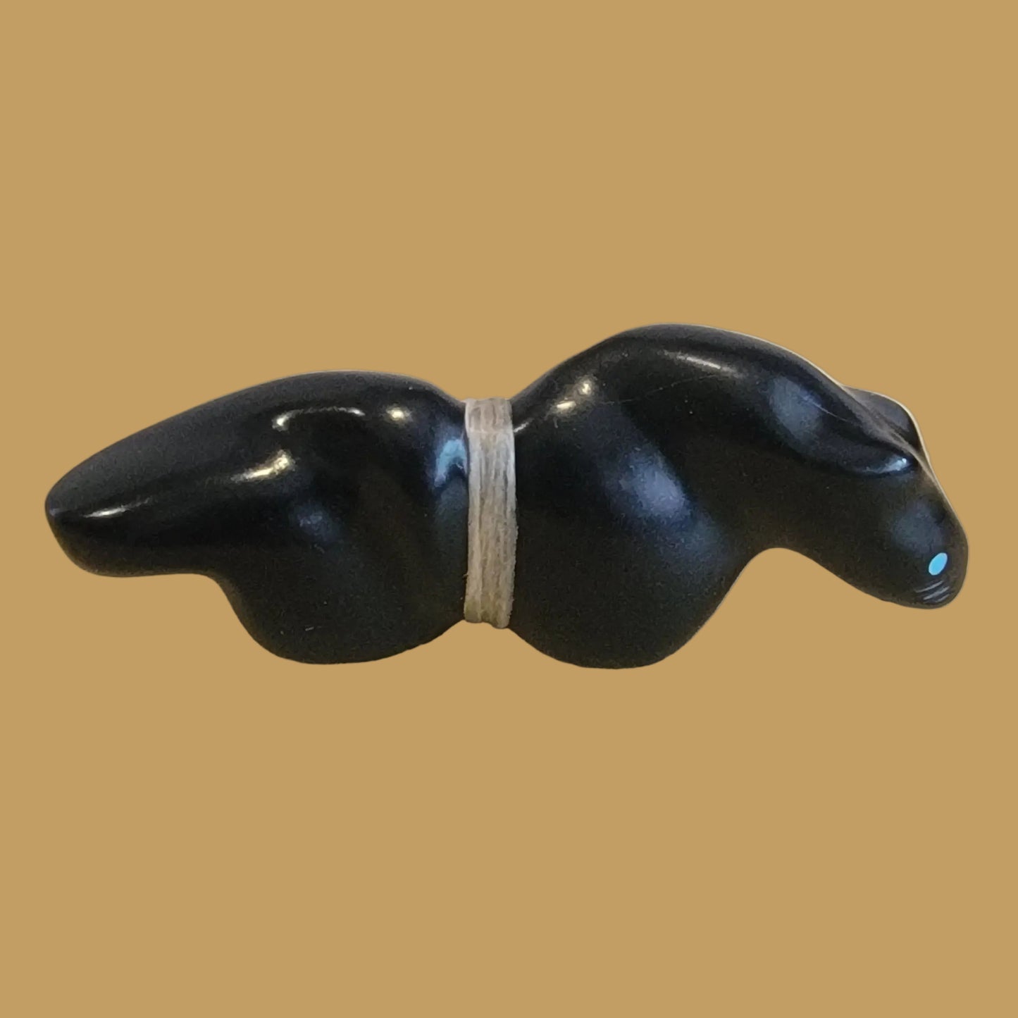 Sleek Jet Mountain Lion w/ Side Offering Zuni Fetish
