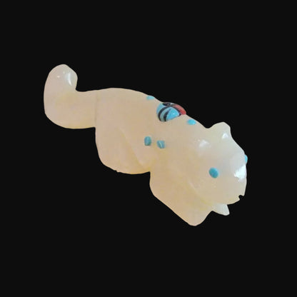 Mother of Pearl Shell w/ Zuni Sun Mountain Lion Zuni Fetish