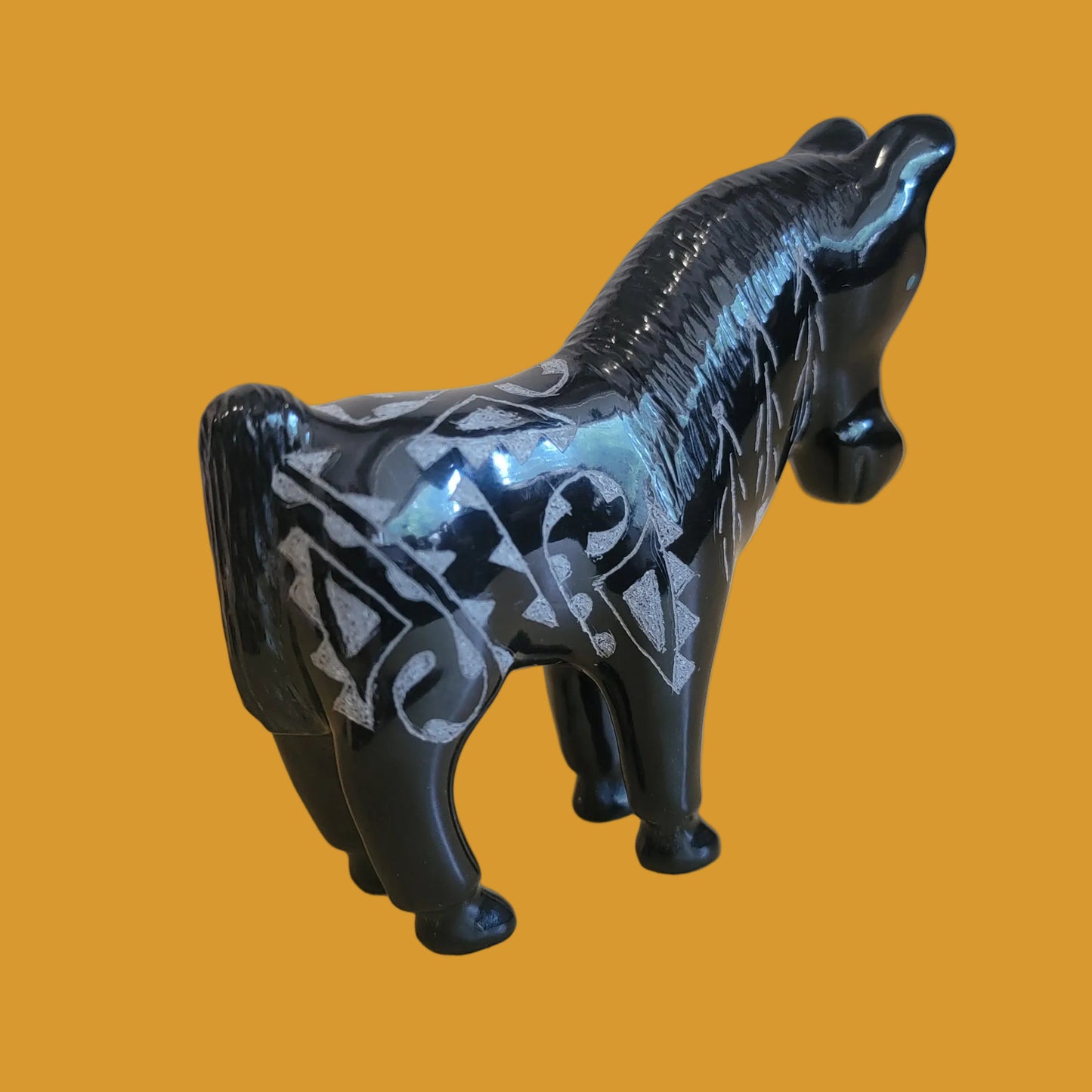 Highly Polished/ Delicately Incised Zuni Fetish Horse