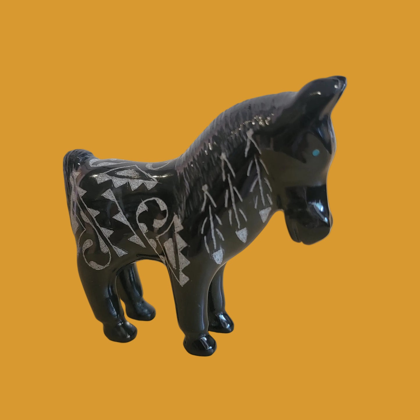 Highly Polished/ Delicately Incised Zuni Fetish Horse