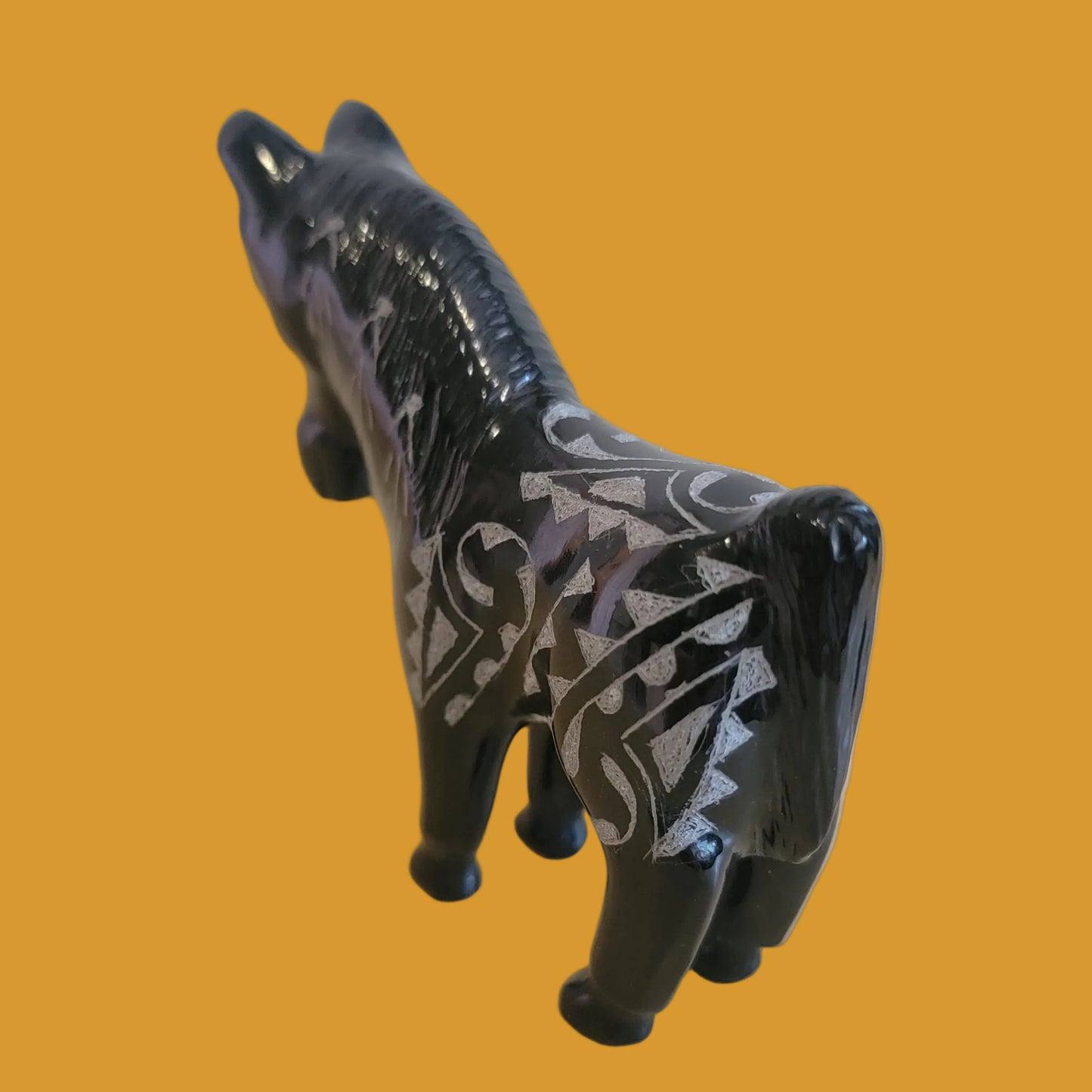 Highly Polished/ Delicately Incised Zuni Fetish Horse