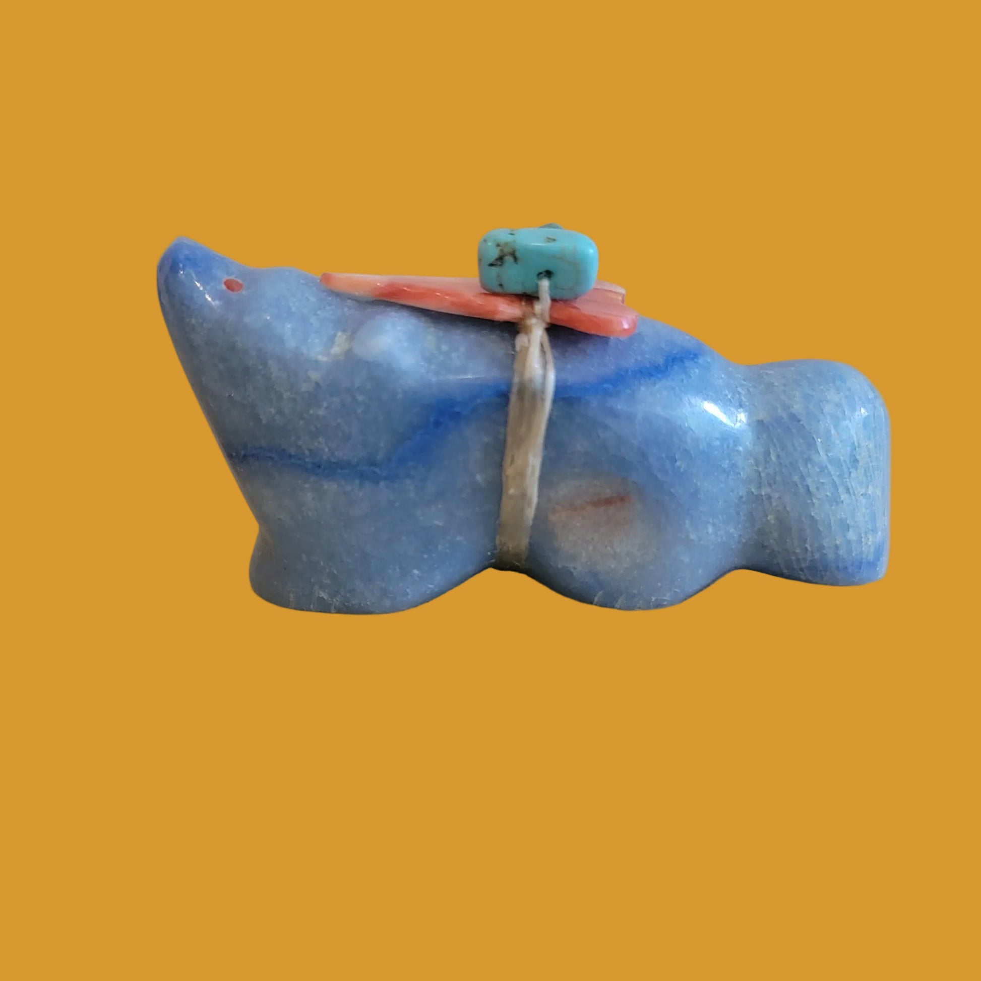 Adventurine Wolf w/Pack Zuni Fetish