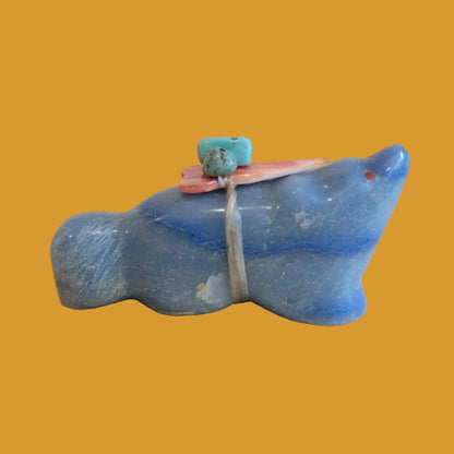 Adventurine Wolf w/Pack Zuni Fetish