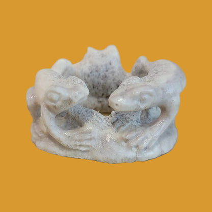 Antler Leap Frogs Circle Zuni Fetish