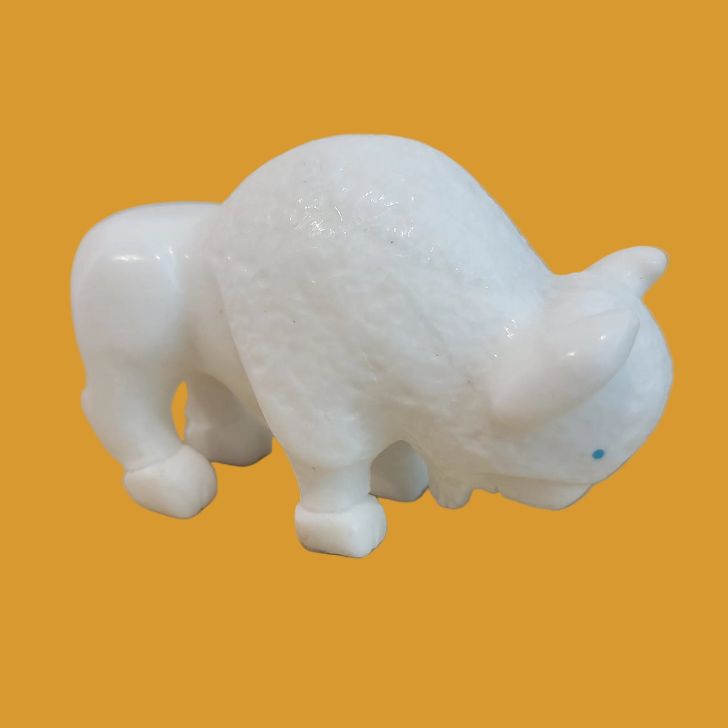 Powerful White Vision Bison/Buffalo w/ Inlaid Bear Paw Zuni Fetish
