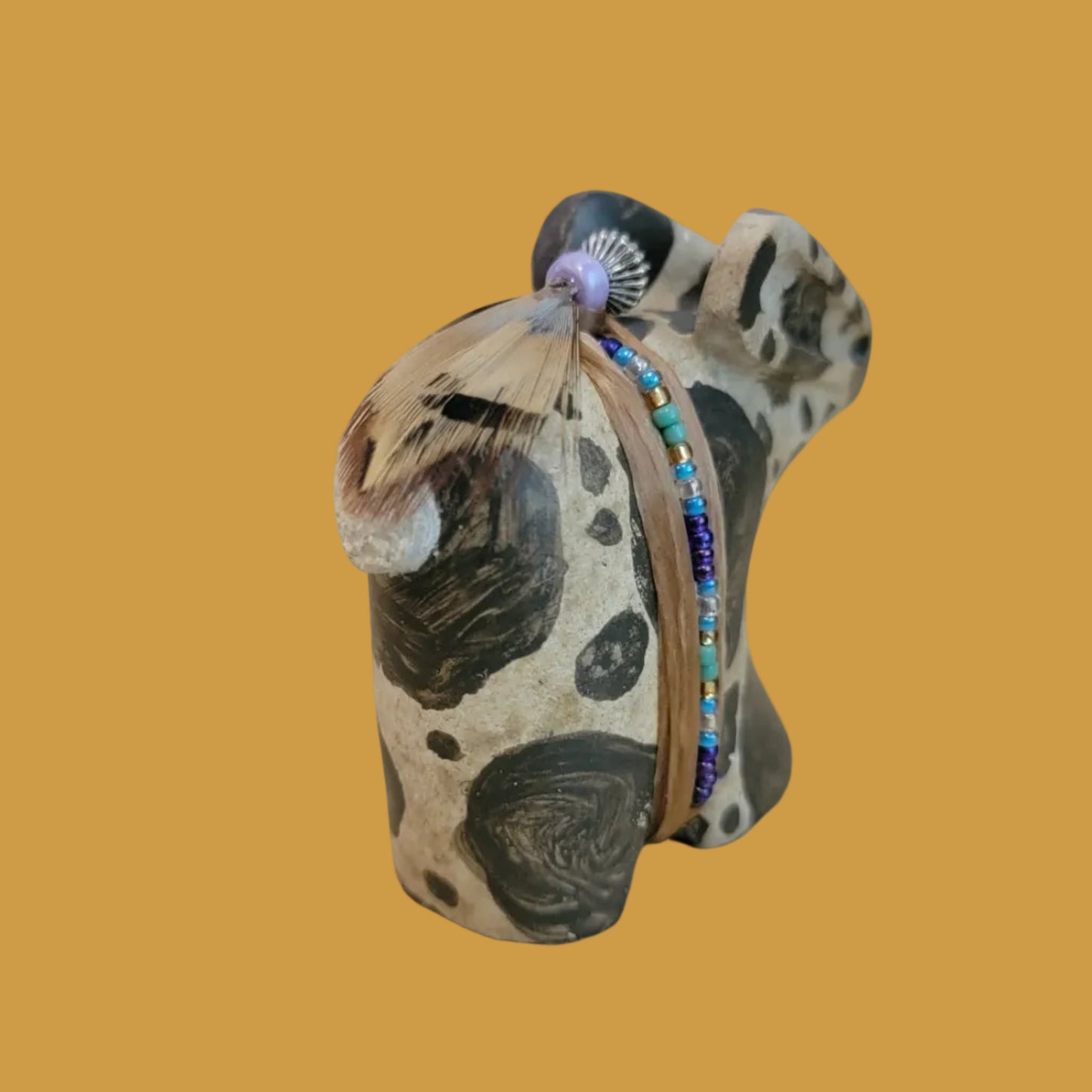 Spotted Painted Navajo Bunny Rabbit w/ Seed Bead Bundle Zuni Fetish
