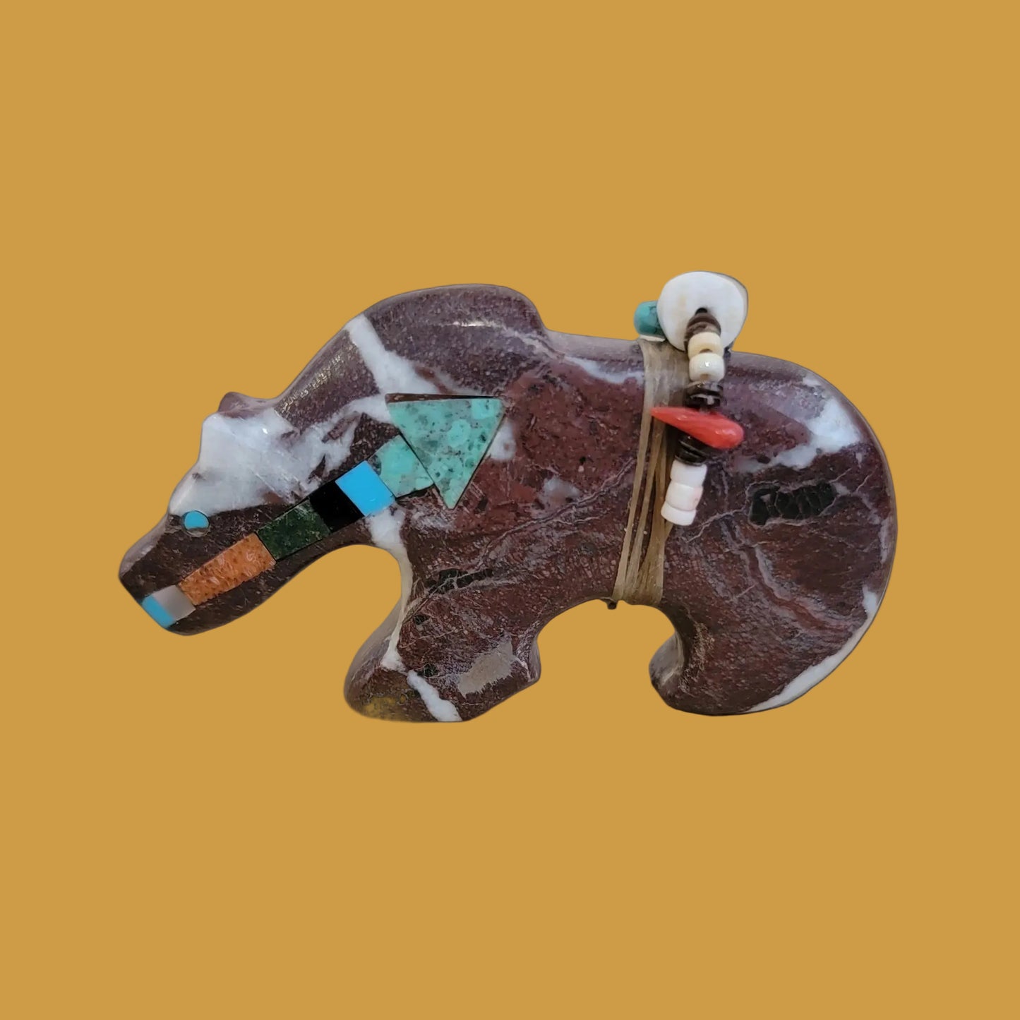 Grizzly Bear w/Impressive Heartline Zuni Fetish