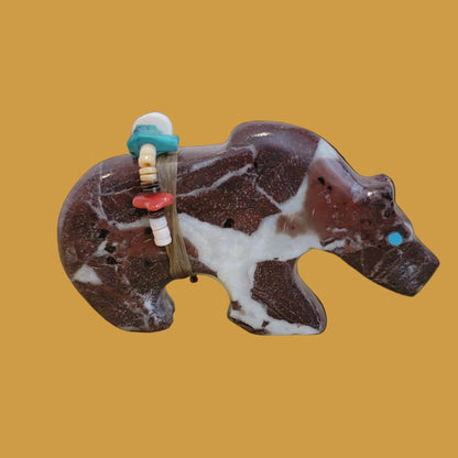 Grizzly Bear w/Impressive Heartline Zuni Fetish