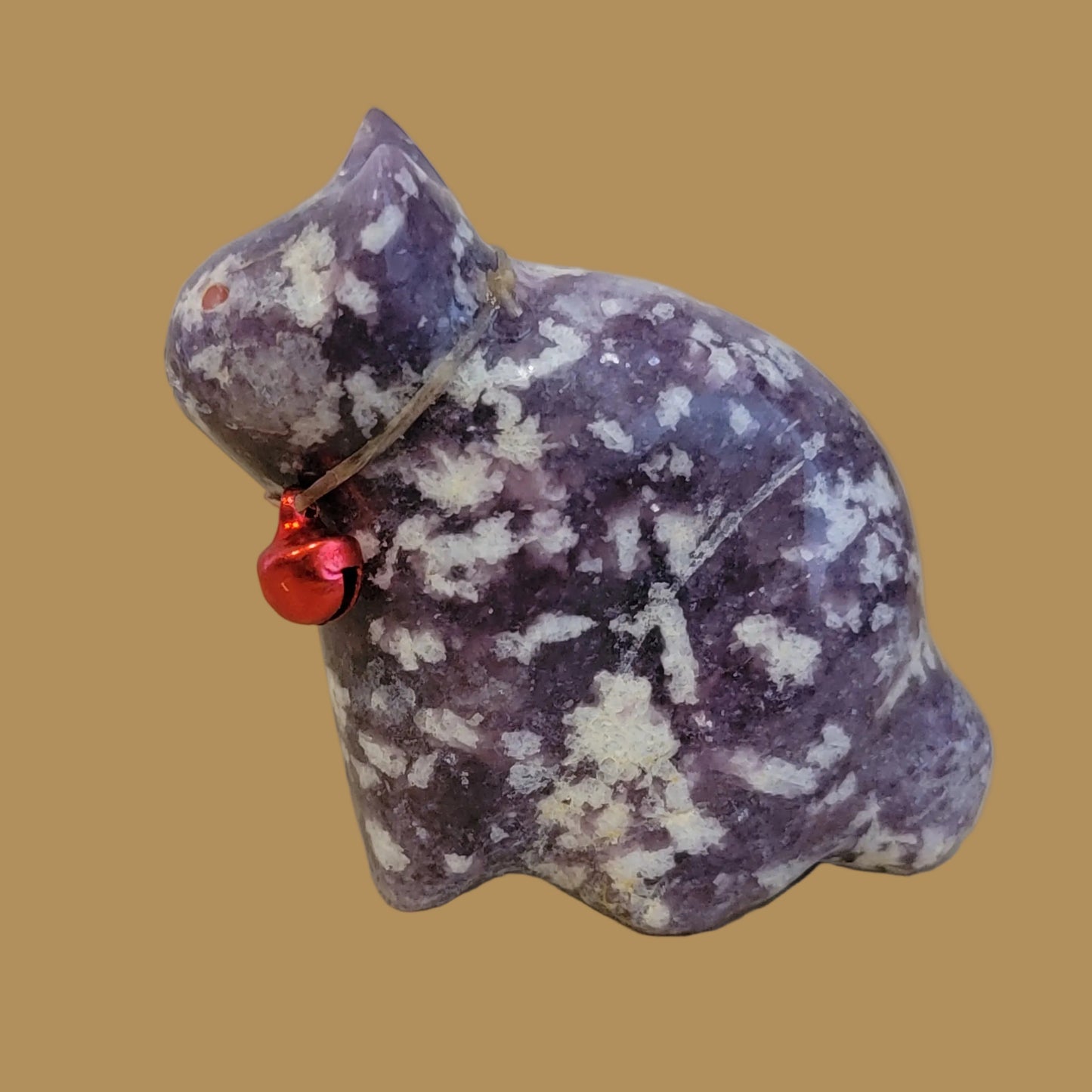 Lepidolite Kitty Cat w/Bell Collar Zuni Fetish